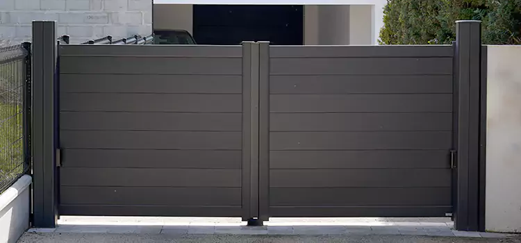 Common Residential Gate Issues We Resolve in Tamiami, FL